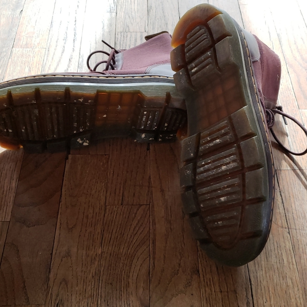 Dr Martens Combs